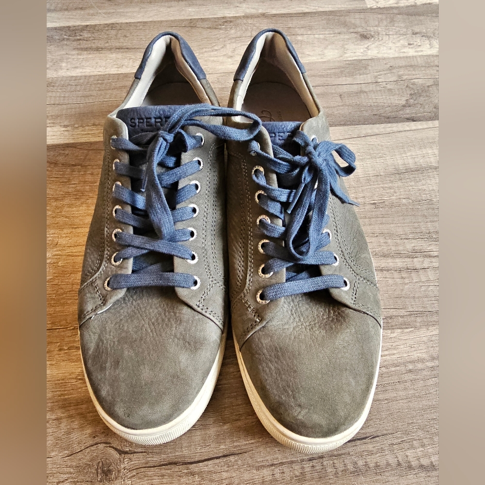 Sperry grey / blue suede